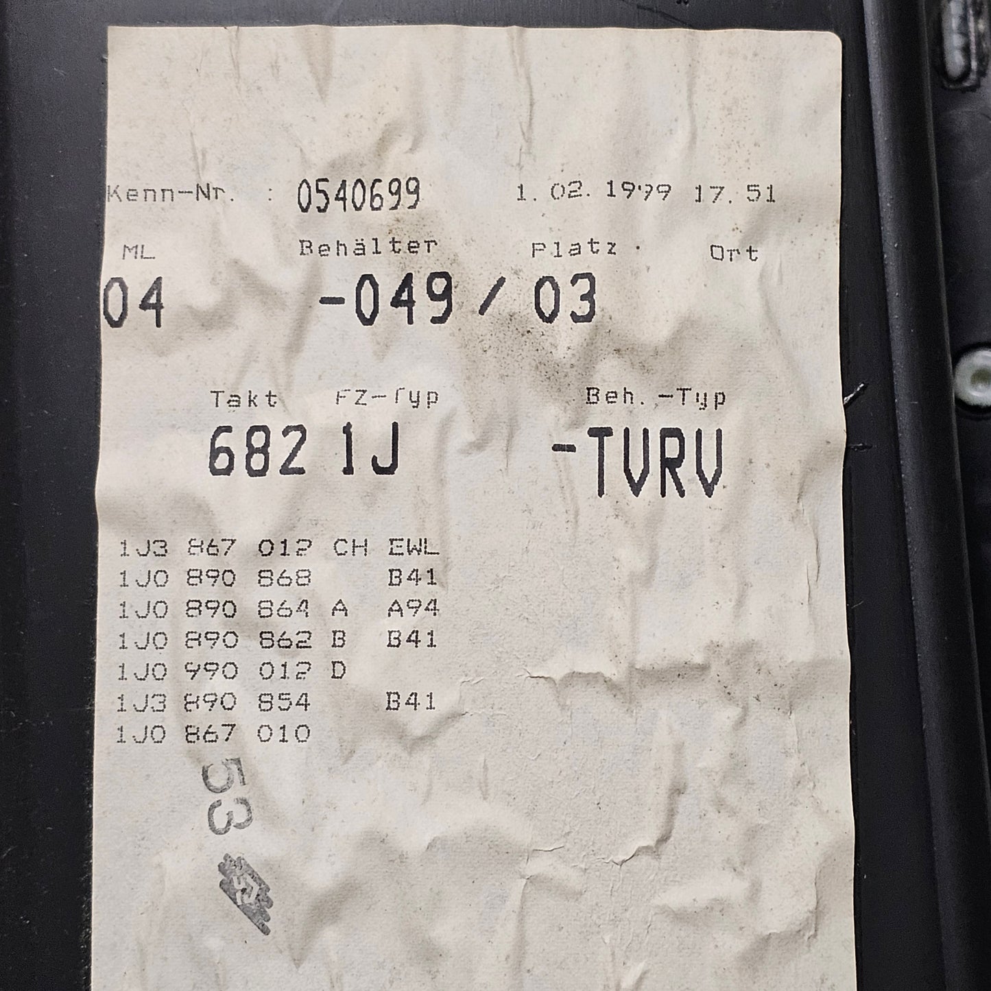 Türverkleidung vorne rechts EWL VW Golf 4 – Teilenummer 1J3 867 012 CH – Gebraucht