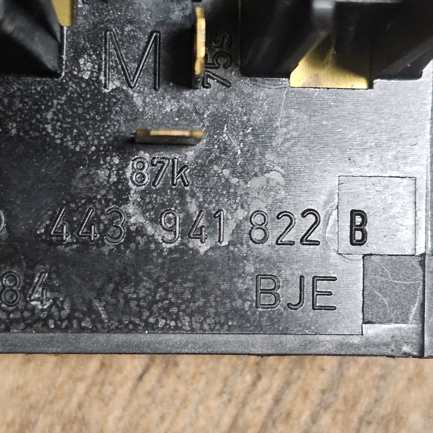 Audi 80/90/Coupé B3/B4 Sicherungskasten – 443 941 822B – Original Zentralelektrik