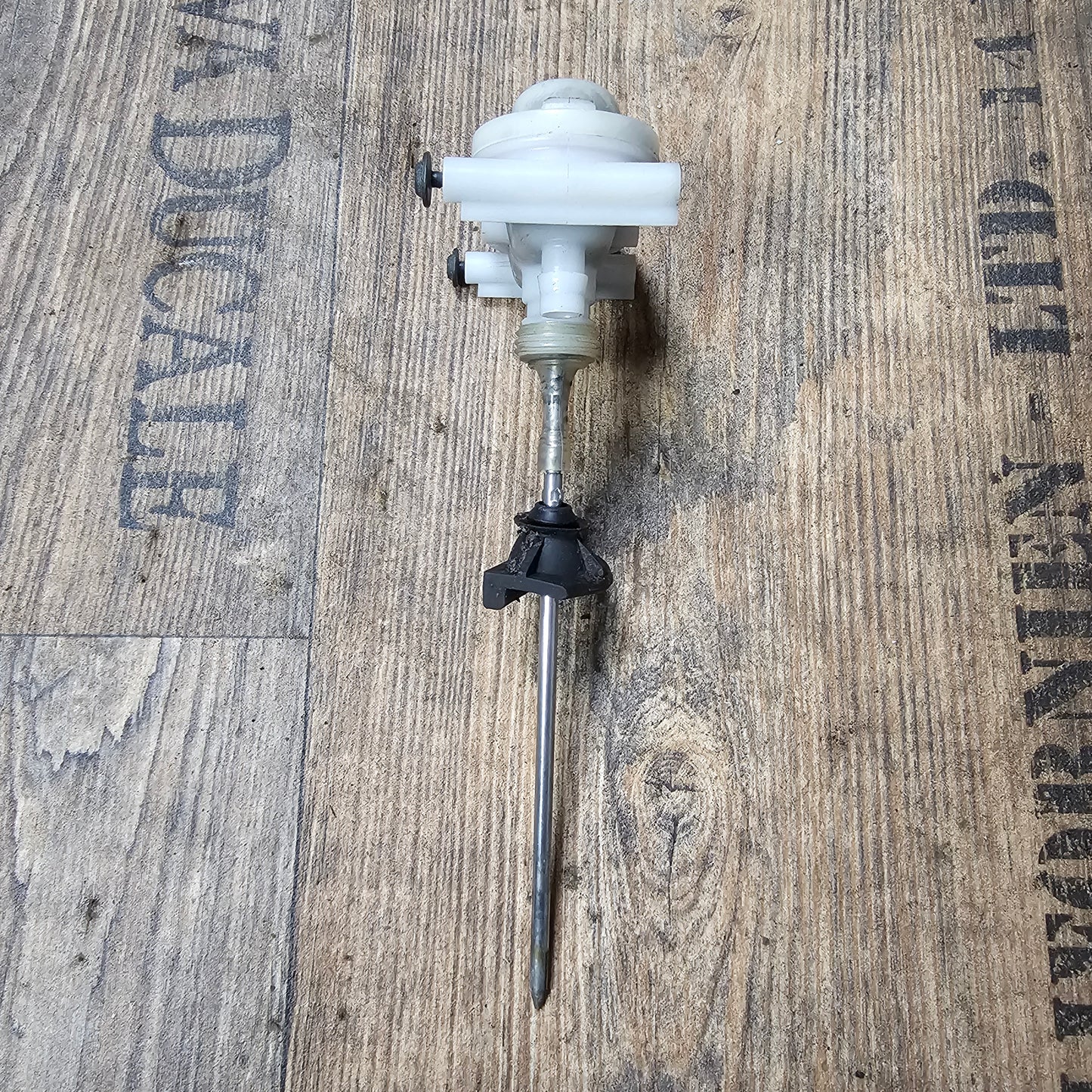 Stellelement Tankdeckel VW Golf 3 / Vento – 1H0862160A – gebraucht – Original VW