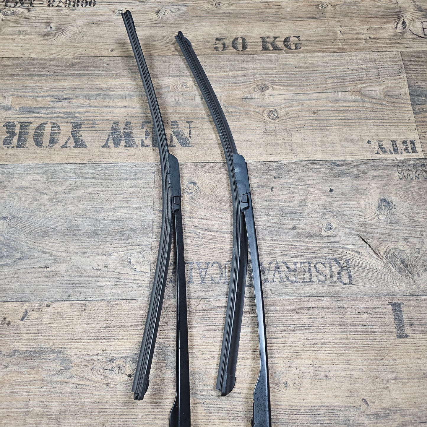 Scheibenwischerarm vorne links & rechts Audi A6 4F C6 4F1 955 409 / 4F1 955 410 - gebraucht