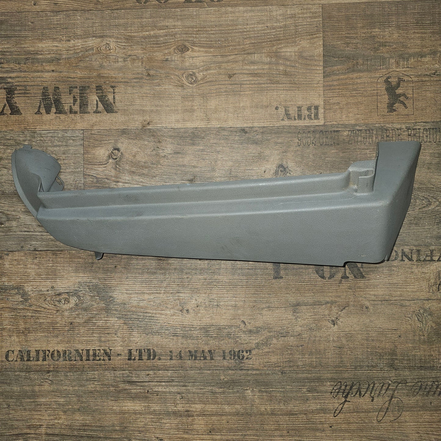 Seitenteil Hutablage rechts VW Golf 4 Kofferraum Verkleidung 1J4867762C