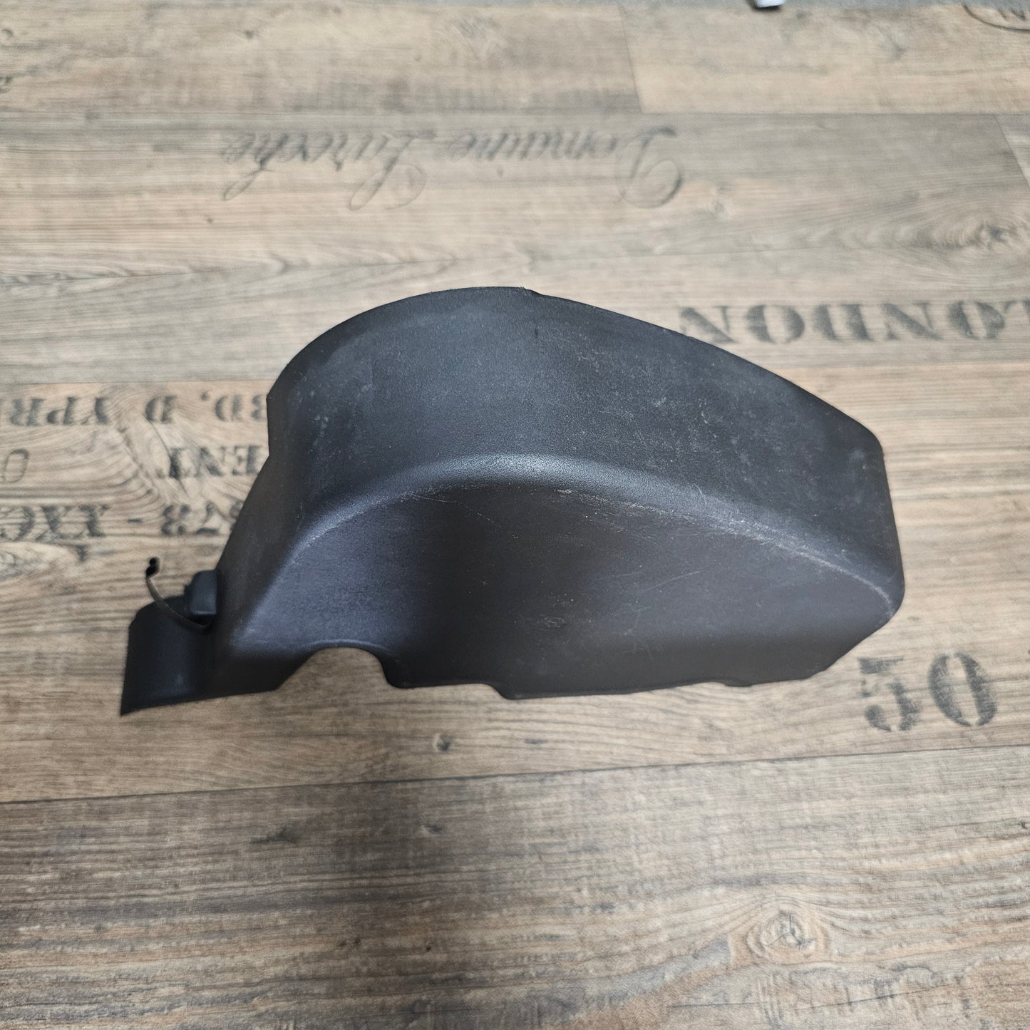 VW Golf 4 IV Deckel Kappe Scheinwerfer Abdeckung links mit Klammer Abdeckkappe