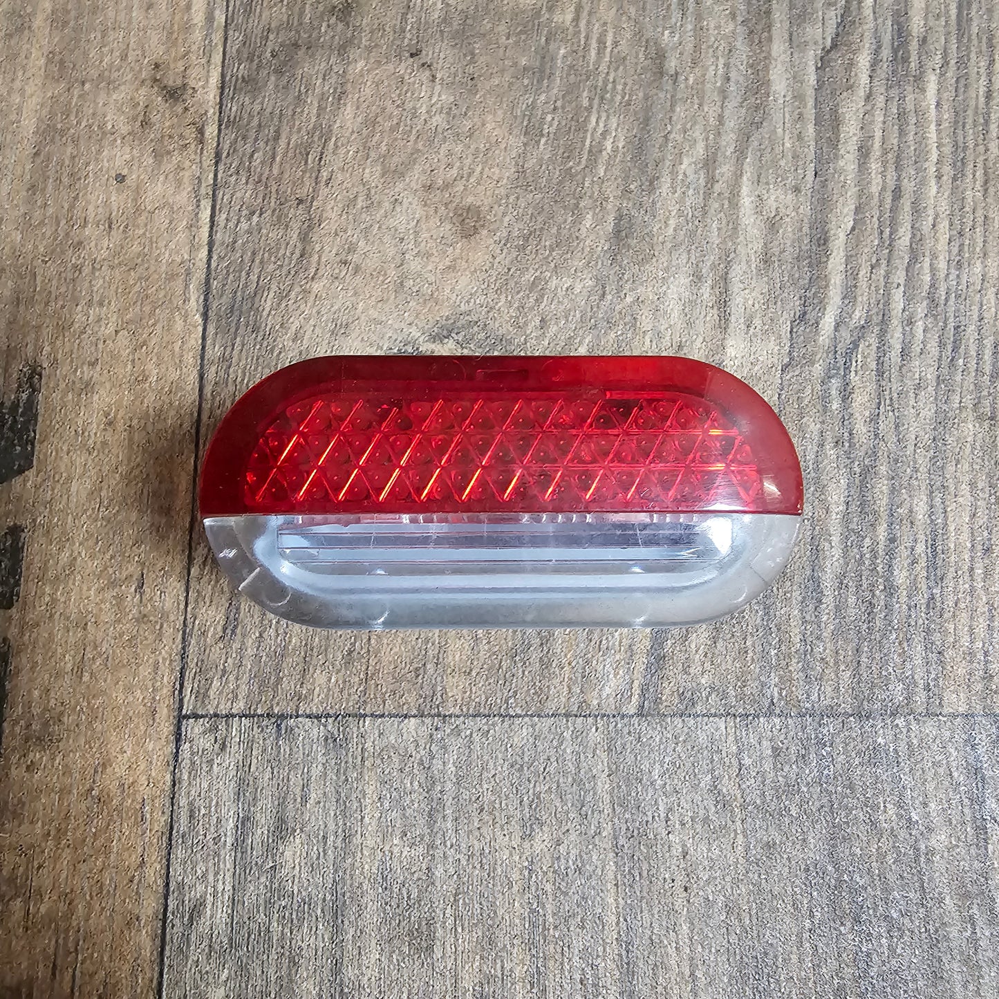 Original Türbeleuchtung 1J0949105A für VW Golf 4, Bora, Polo – Innenraumleuchte Tür