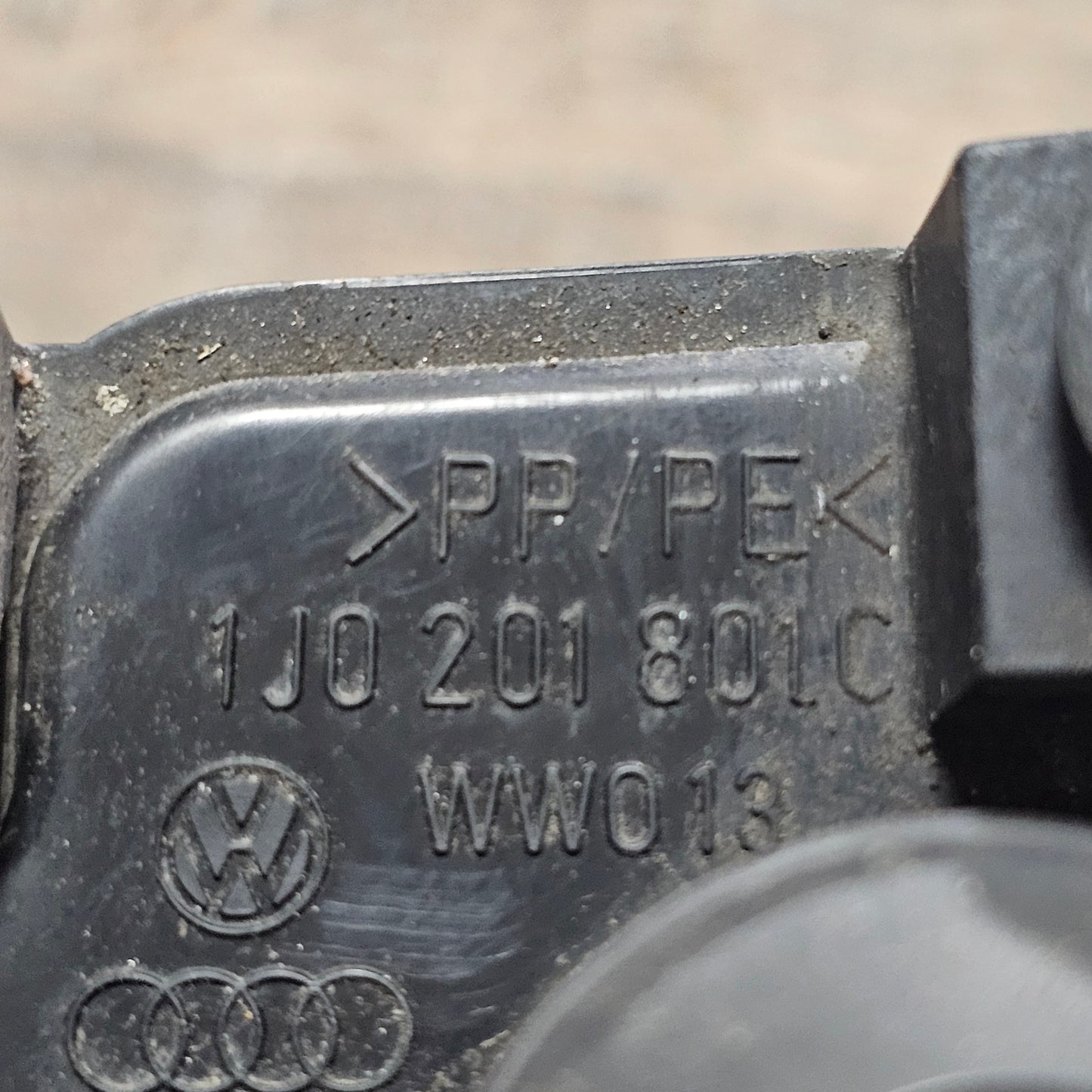 Aktivkohlefilter VW Golf 4 Audi A3 8L 1J0201801C Kraftstoffentlüftung