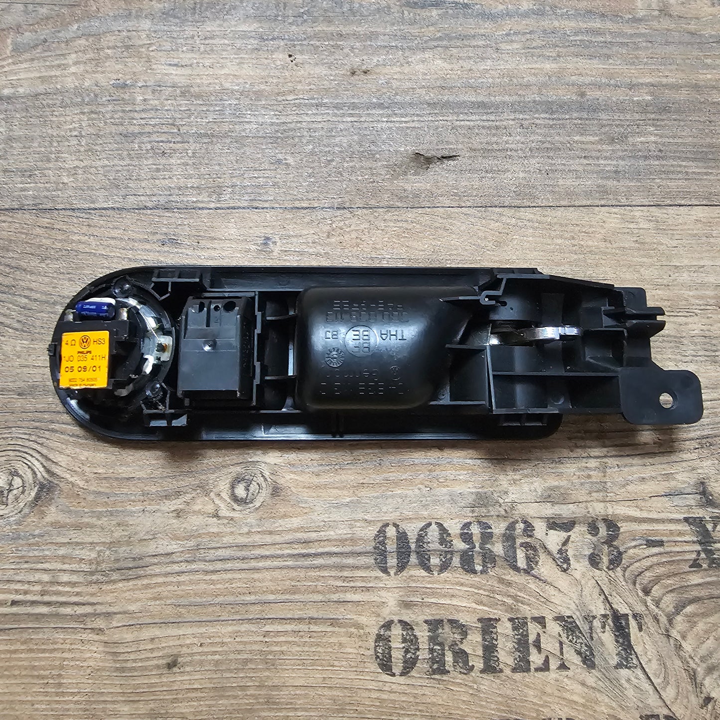 Innenbetätigung Tür hinten links mit Lautsprecher 1J4 839 113 C + Lautsprecher 1J0 035 411 H für VW Golf IV