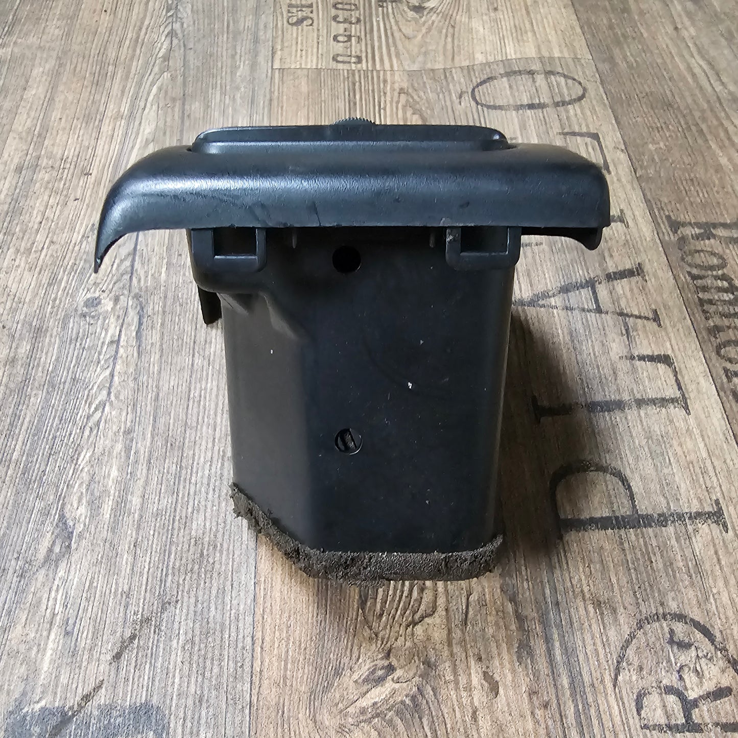 Lüftungsgitter rechts schwarz VW Golf 3 / Cabrio / Vento – 1H6819704 / 1H6819710 – gebraucht