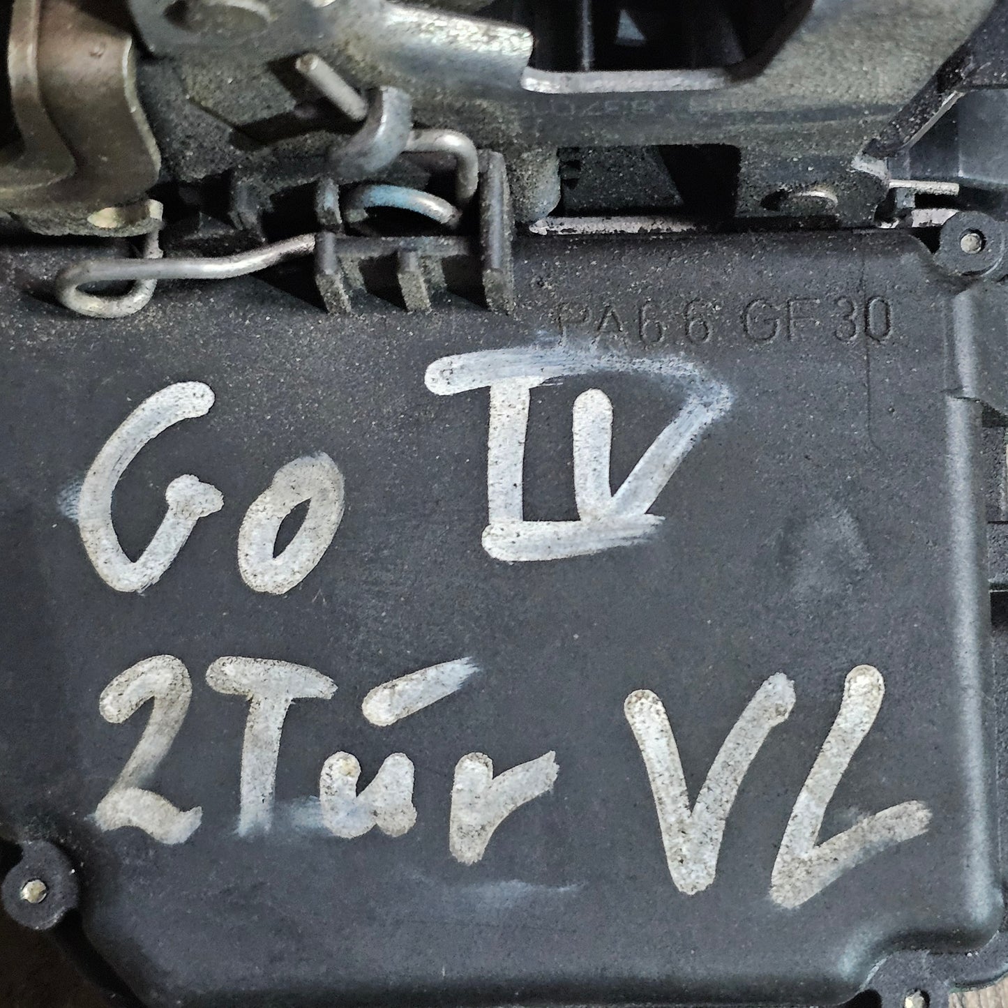 VW Golf IV Türschloss vorne links mit Zentralverriegelung + Seilzug – Originalteile 3B1 837 015 A & 1J3 837 085 B