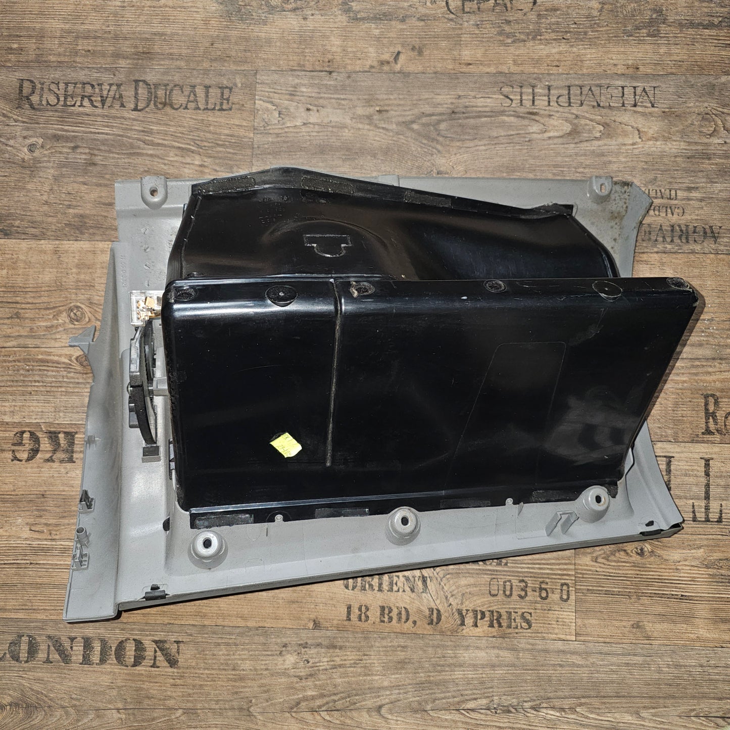 Handschuhfach komplett grau VW Golf 4 1J1857103A 1J1857101A