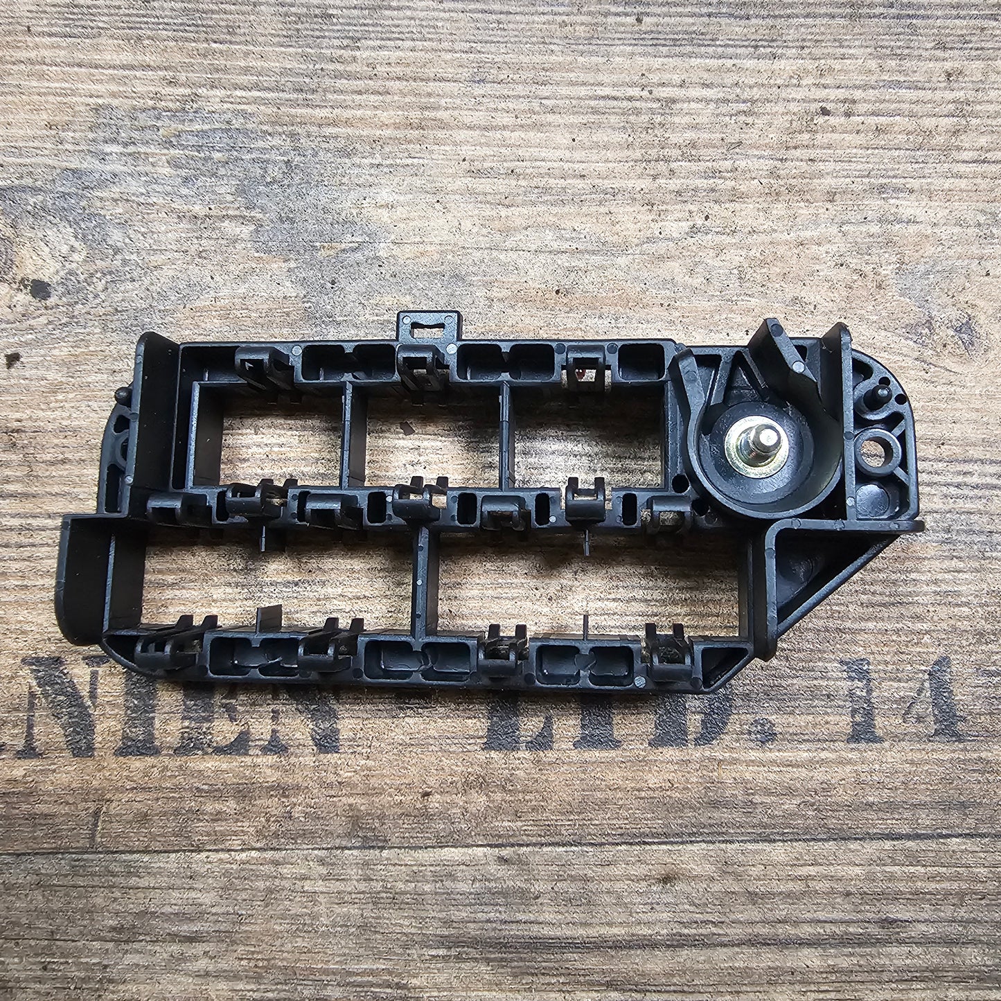 Halter Steckgehäuse Leitungssatz Schalttafel Motorraum Audi A4 8E1937545B