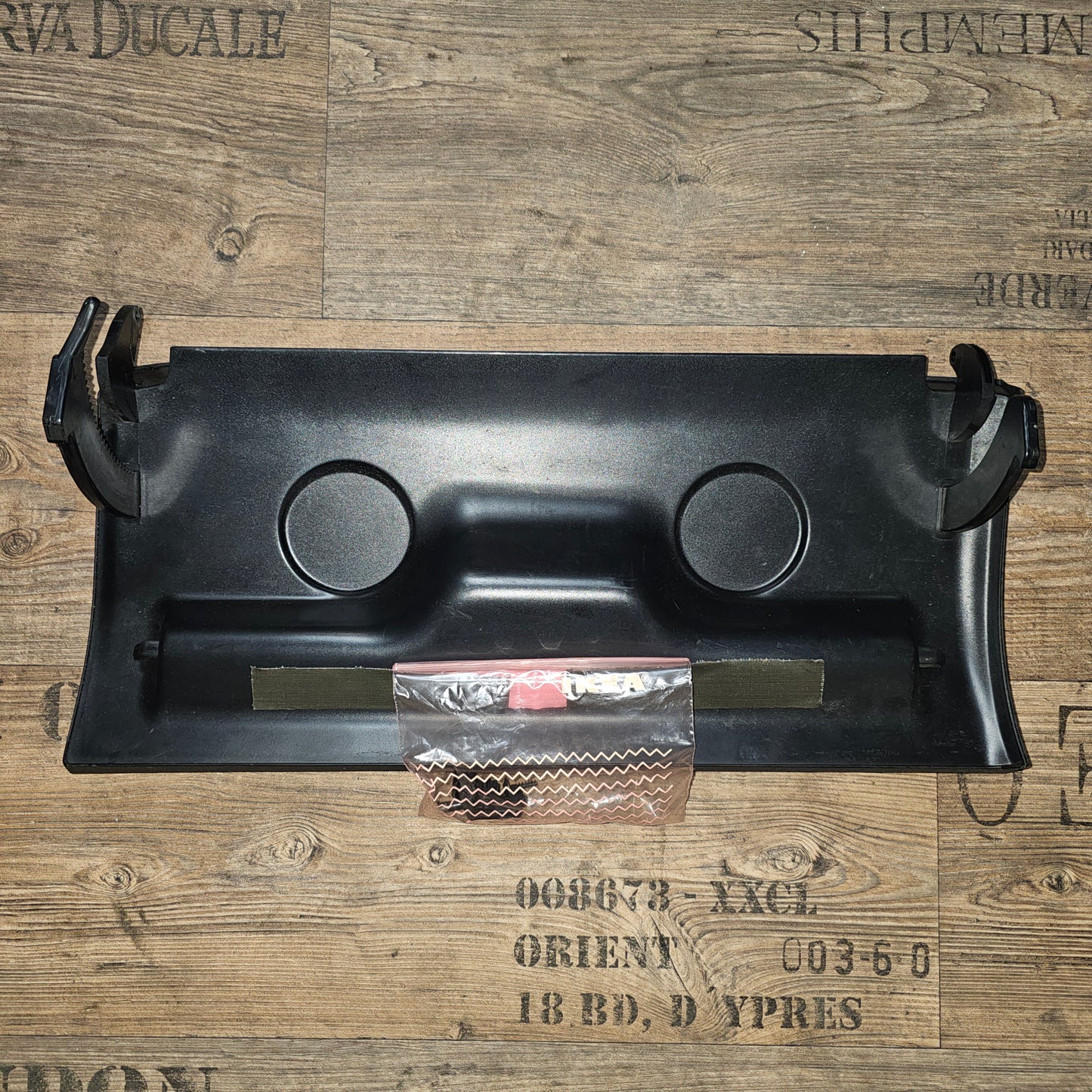 Handschuhfachklappe + Mechanismus + Schrauben VW Golf 4 Bora 1J1858132A