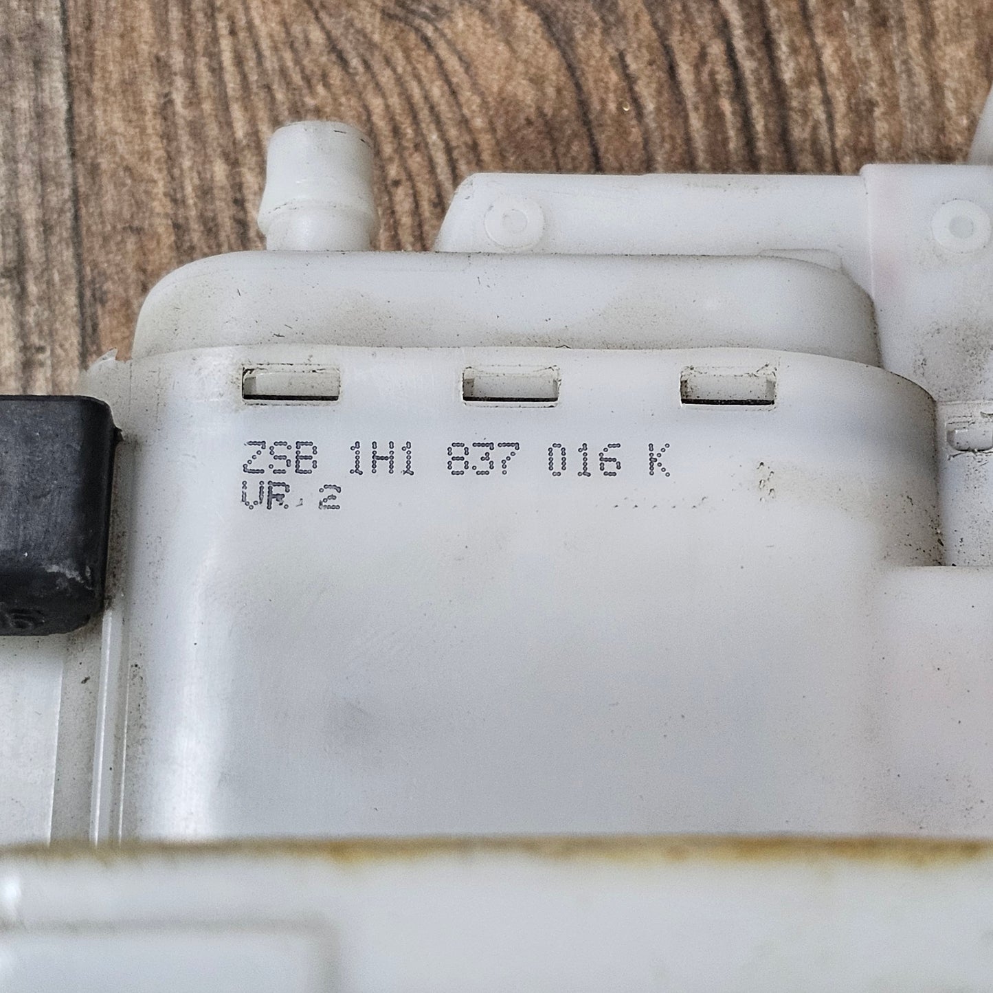 Türschloss rechts vorne VW Golf 3 / Cabrio / Vento – 1H1837016K – gebraucht