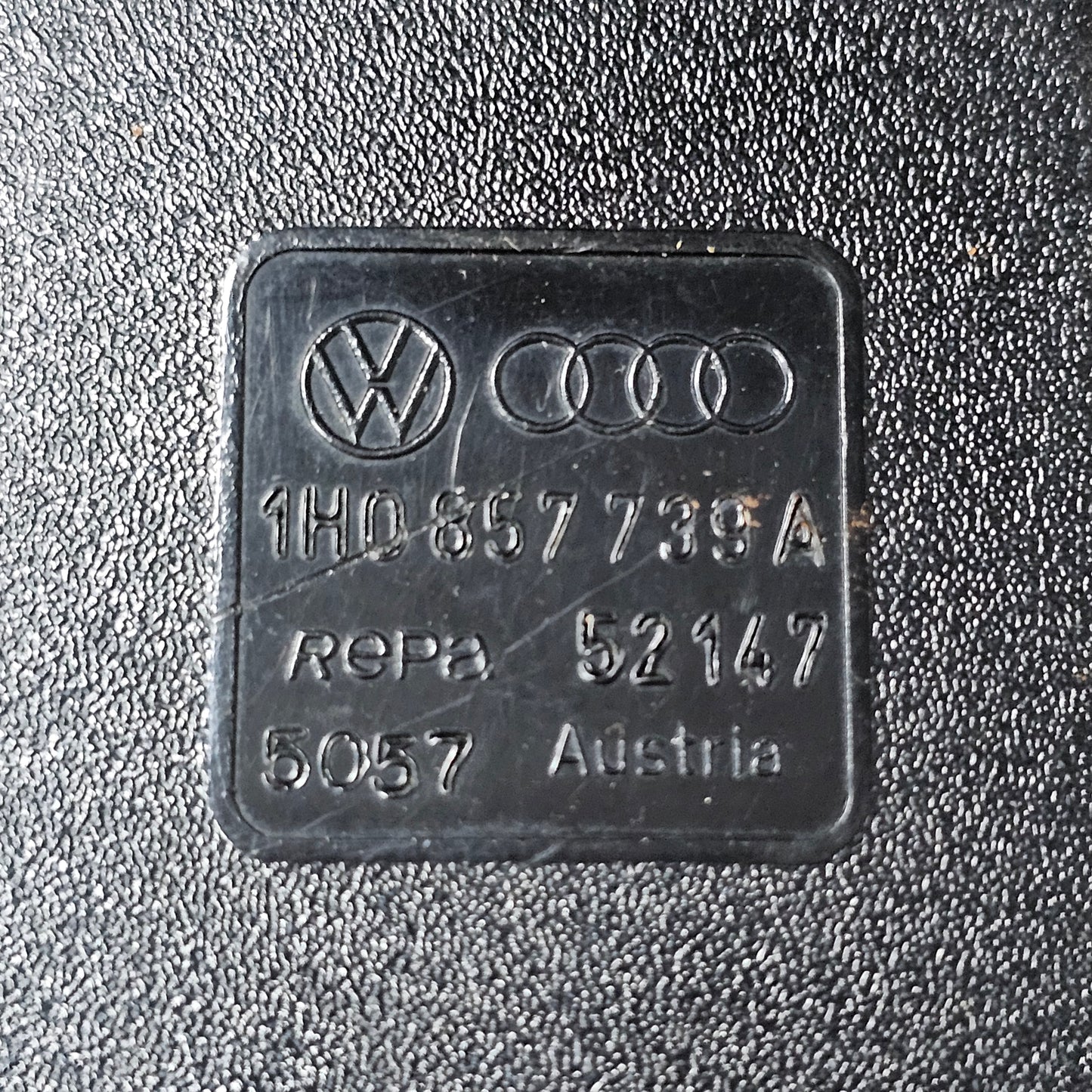 Gurtschloss VW Golf 3 / Vento / Cabrio – 1H0857739A – gebraucht