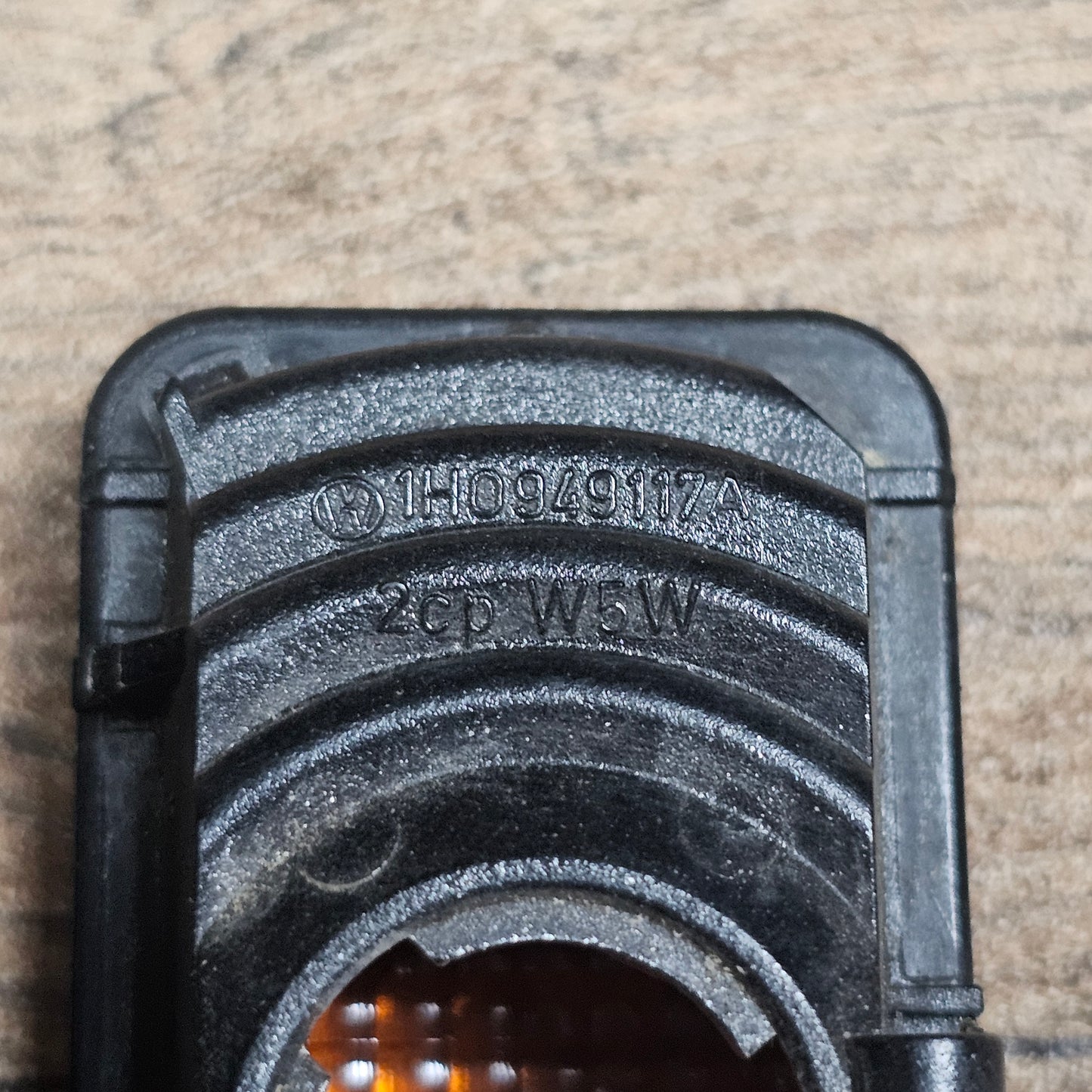2x Seitenblinker – 1H0949117A – VW Golf 3 / Cabrio / Vento – Neuwertig ( Lagerauflösung)