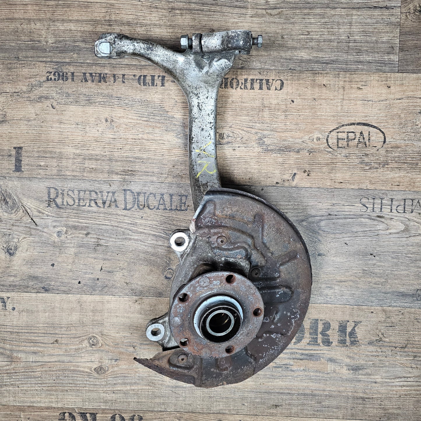 Achsschenkel vorne rechts Audi A4 B6 B7 8E0 407 242 E - gebraucht