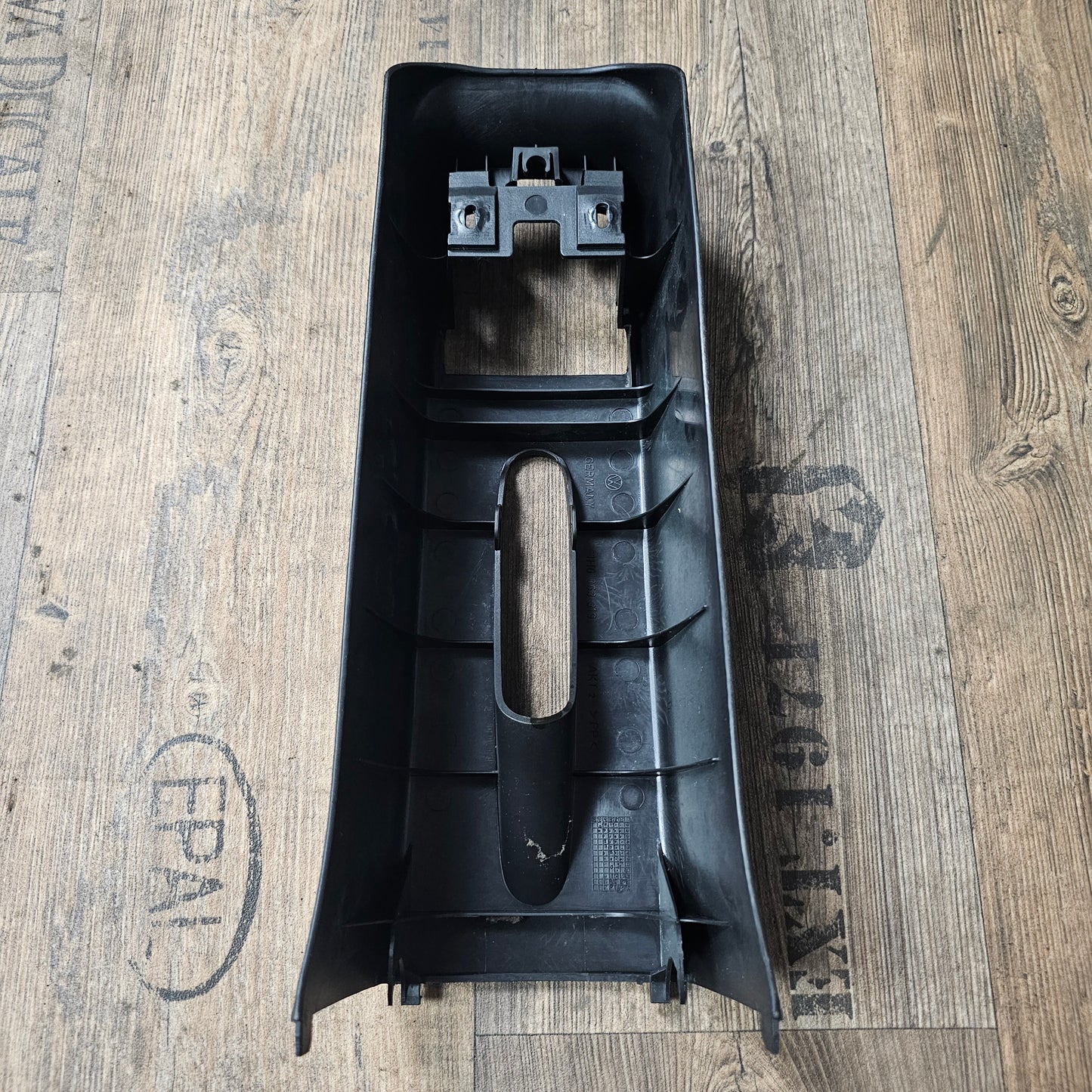 Handbremsabdeckung schwarz VW Golf 3 / Golf Cabrio / Vento – 1H0863319 – gebraucht