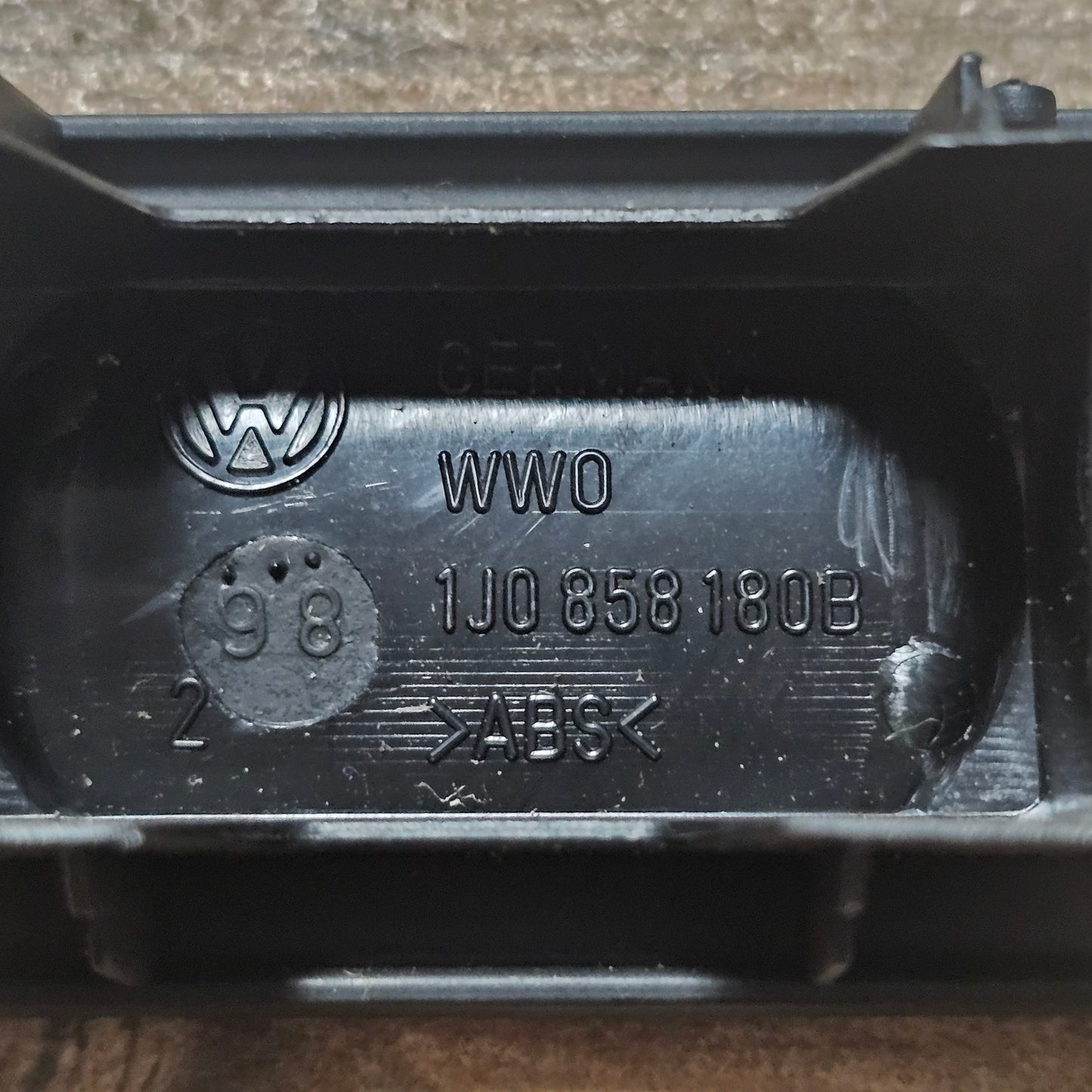 VW Golf 4 Abdeckkappe Blinddeckel – 1J0 858 180 B