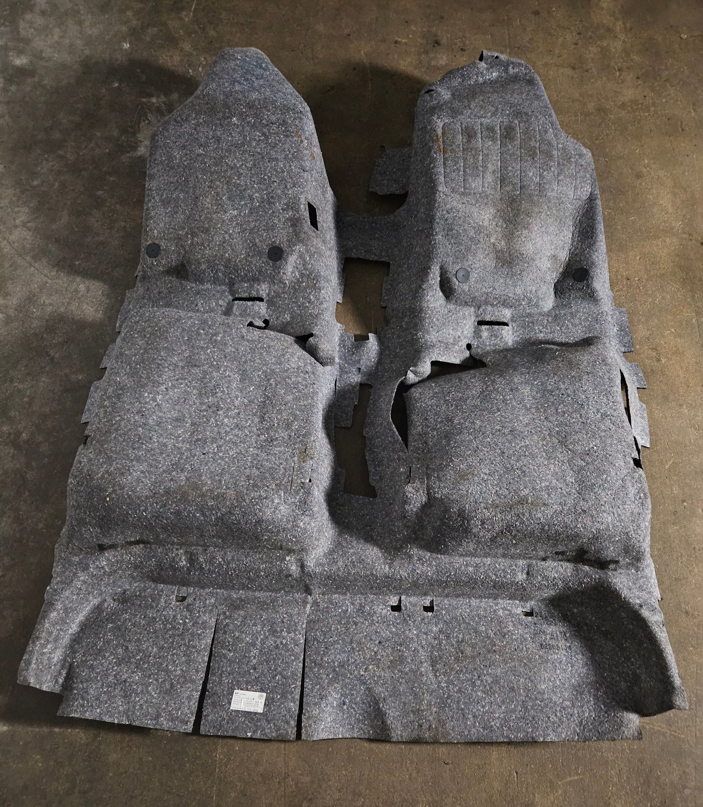 VW Golf IV Kofferraum Teppich Laderaum Belag 1J6 863 463G