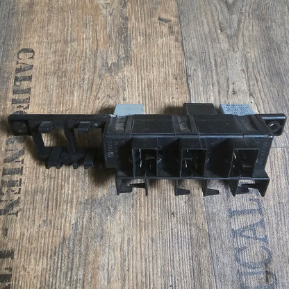 Audi A6 C5 Sicherungskasten / Zentralelektrik – 8L0 941 822 A – Original VW/Audi Relaisplatte