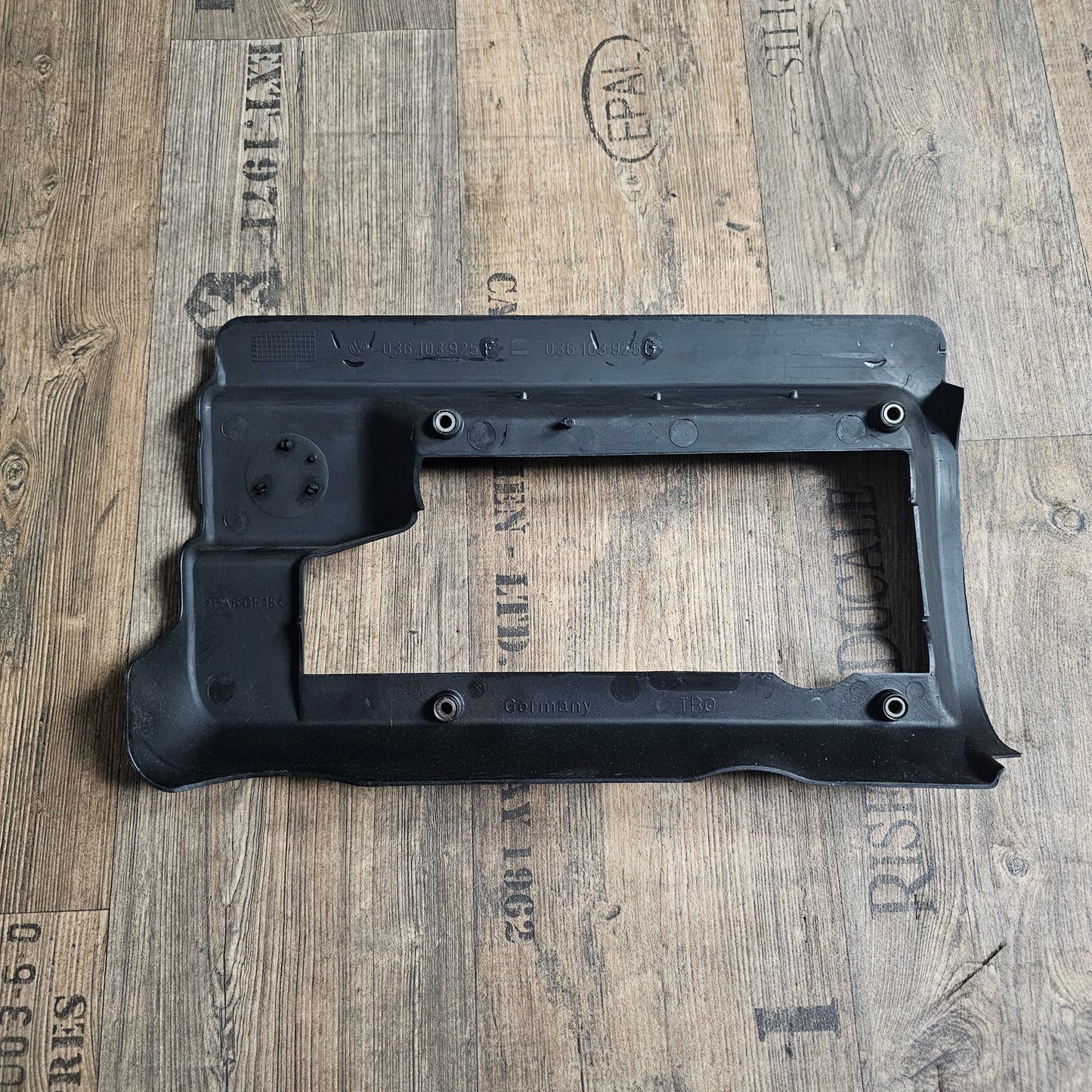 Motorabdeckung VW Golf IV 1.4 16V – Teilenummer 036 103 925 F / 036 103 925 G– Gebraucht