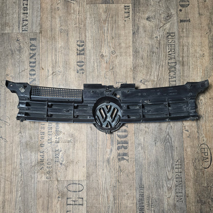 VW Golf IV Kühlergrill mit Emblem – Originalteile 1J0 853 655 D / 1J0 853 651 F / 1J0 853 653 A – Grauton (Farbton variabel)