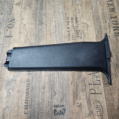 Säulenverkleidung links – 1H4867297 – VW Golf 3 / Vento – gebraucht