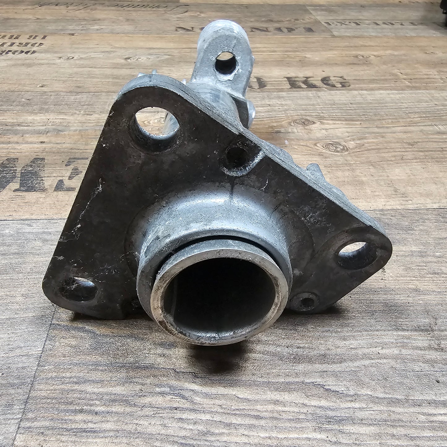 Audi A4 B6 Pralldämpfer vorne rechts 8E0807134B – gebraucht