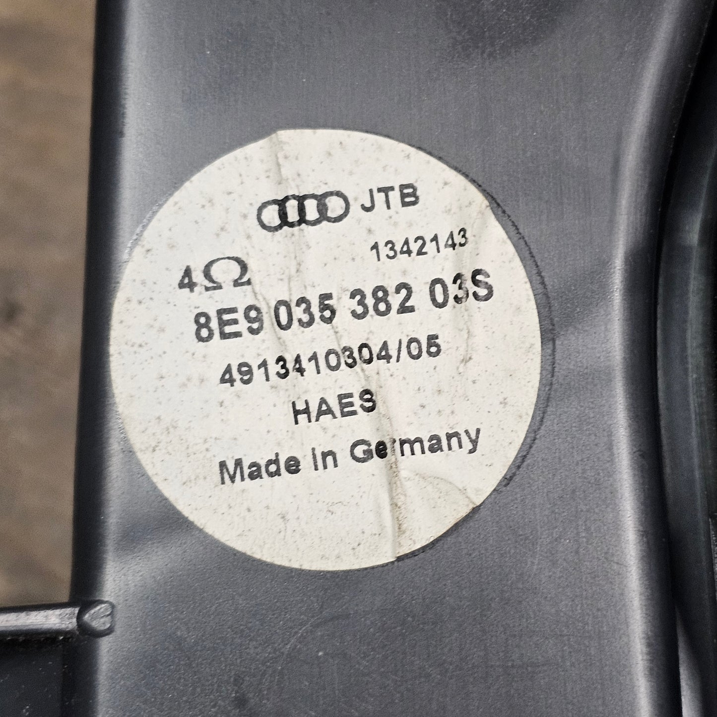 Lautsprecher Bassbox Audi A4 B6 B7 8E903538203S