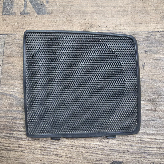 Lautsprecherabdeckung rechts VW Golf 3 / Vento / Cabrio – 1H1857210A – gebraucht