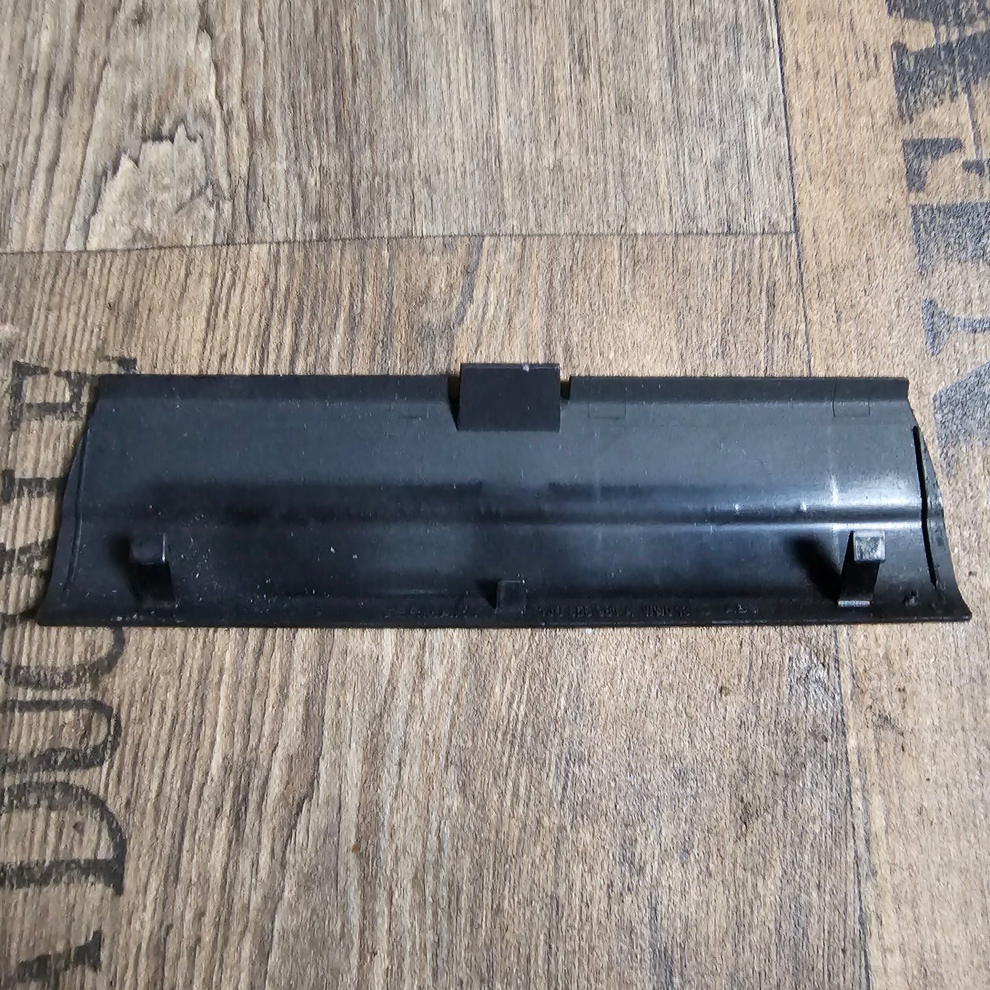 VW Golf IV / Bora Mittelkonsole Verkleidung OBD Abdeckung – Originalteil 1J0 858 981 A – Schwarz