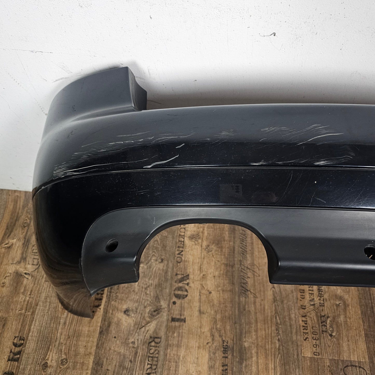 Audi A6 4B C5 Avant / facelift Original gebrauchte Heckstoßstange Stoßfänger hinten 4B9 807 511 AB schwarz