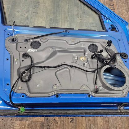 Tür vorne links VW Bora 1J2 Blau