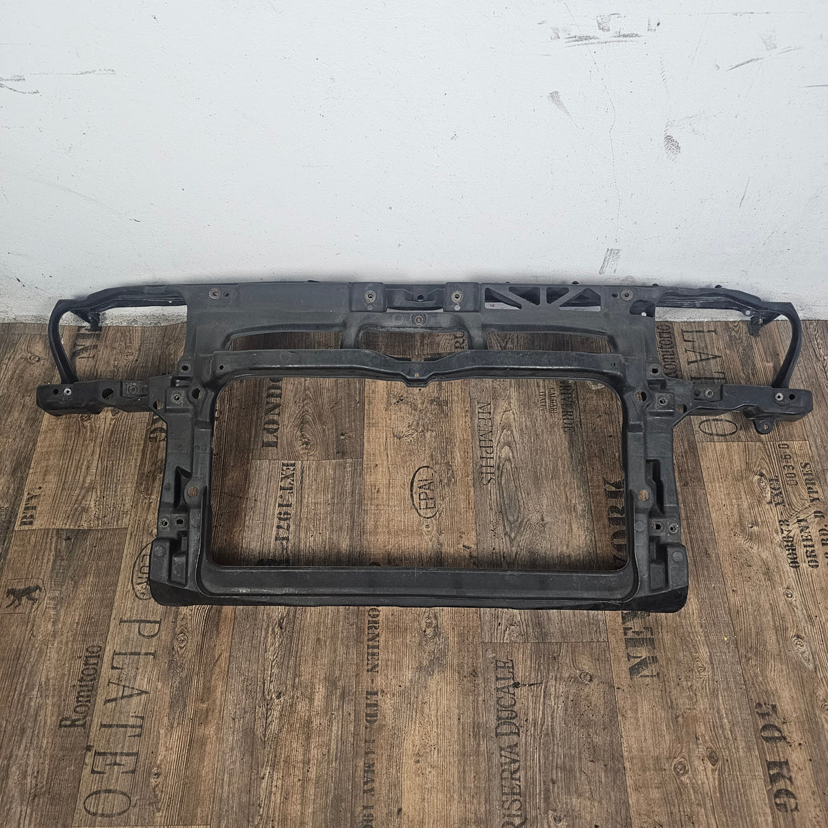 VW Golf 4 IV Original Schlossträger Frontmaske 1J0 805 594 gebraucht