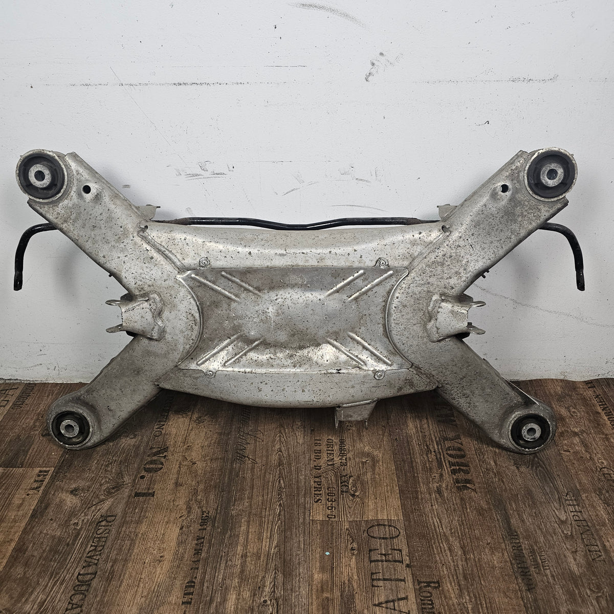 Audi A8 D3 4E Original Hilfsrahmen Hinterachse Achsträger 4E0 505 235 C gebraucht