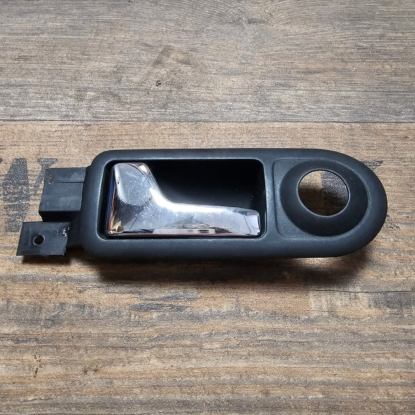 Innen Türöffner vorne links 1J0 837 113 für VW Golf IV