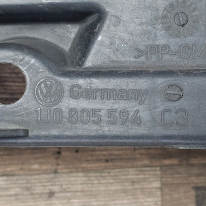 VW Golf 4 IV Original Schlossträger Frontmaske 1J0 805 594 gebraucht