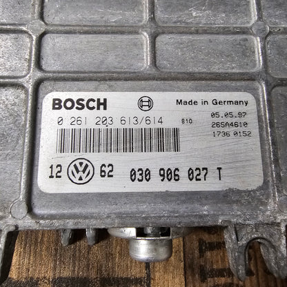 Motorsteuergerät VW Golf 3 III – 030906027T – gebraucht