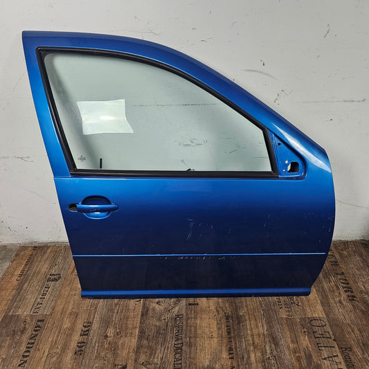 Tür vorne rechts VW Bora 1J2 Blau