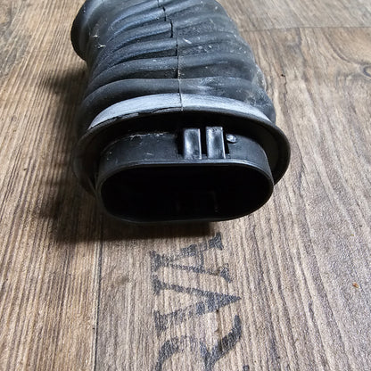 VW Golf IV / Bora / Audi A3 / A4 / A6 – Original Faltenbalg mit Halter 800 937 545 E
