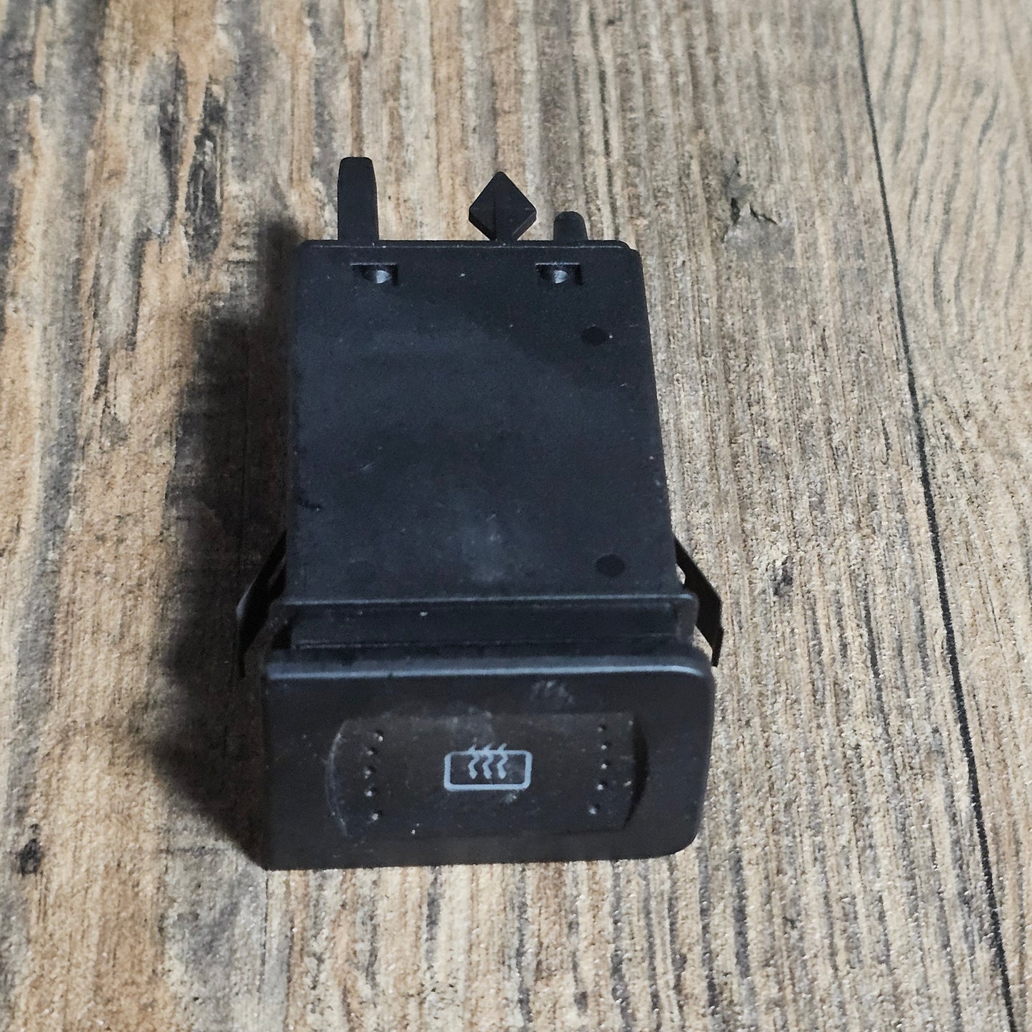 Heckscheibenheizung Schalter 1J0959621B für VW Golf 4 / Bora