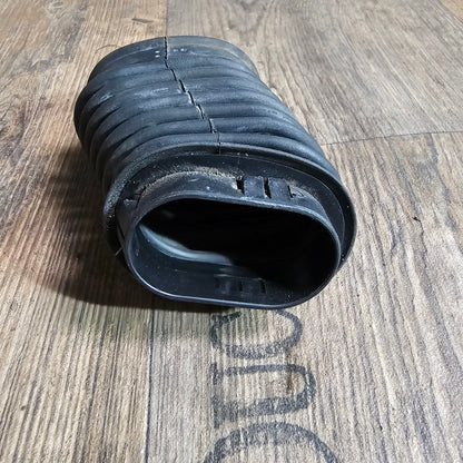 VW Golf IV / Bora / Audi A3 / A4 / A6 – Original Faltenbalg mit Halter 800 937 545 E