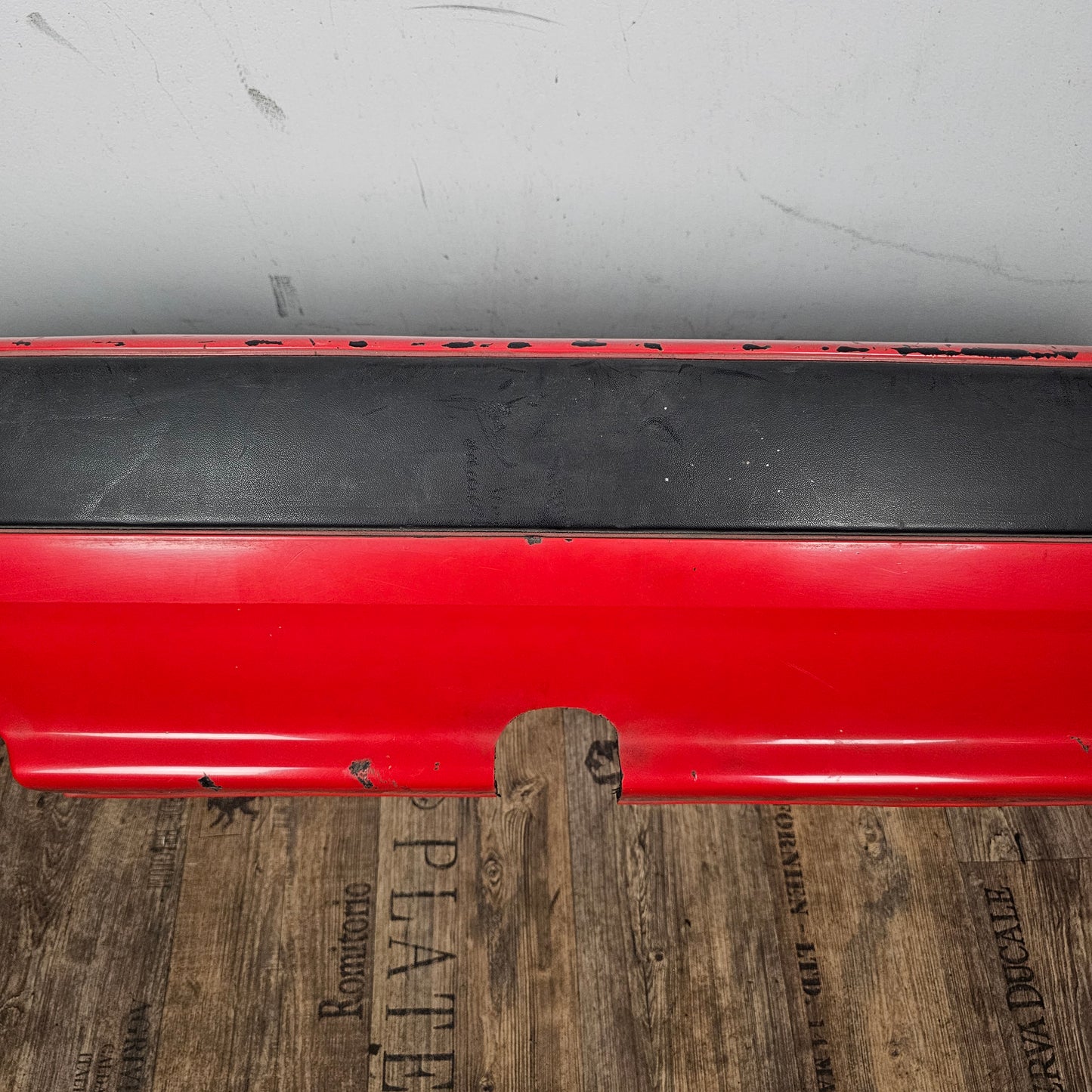 Audi 80 B4 Original Heckstoßstange Stoßfänger hinten 8A0 807 311 A rot gebraucht