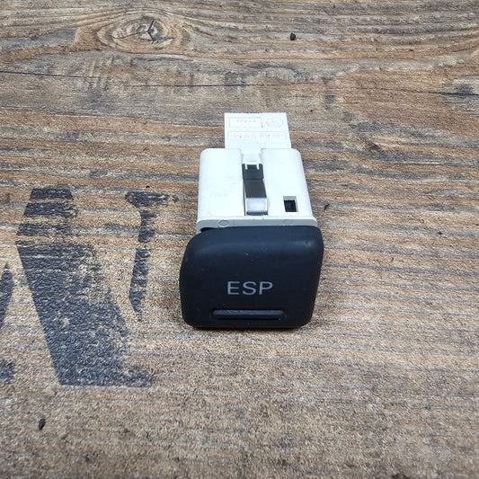 Audi A4 B6 ESP Schalter 8E1927134 gebraucht