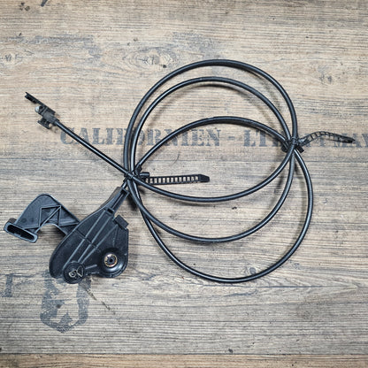 Seilzug Motorhaube mit Griff Audi A4 B6/B7 (8E) & Seat Exeo 8E1 823 533 B - gebraucht