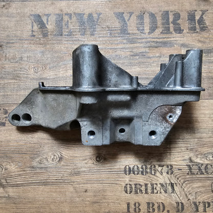 Motorhalter Motorlagerhalter VW Golf 4 / Audi – 1.4 16V AHW AXP – 036199275E