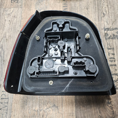 Rücklicht rechts inkl. Lampenträger – 1H6945112E / 1H6945257 – VW Golf 3 – gebraucht