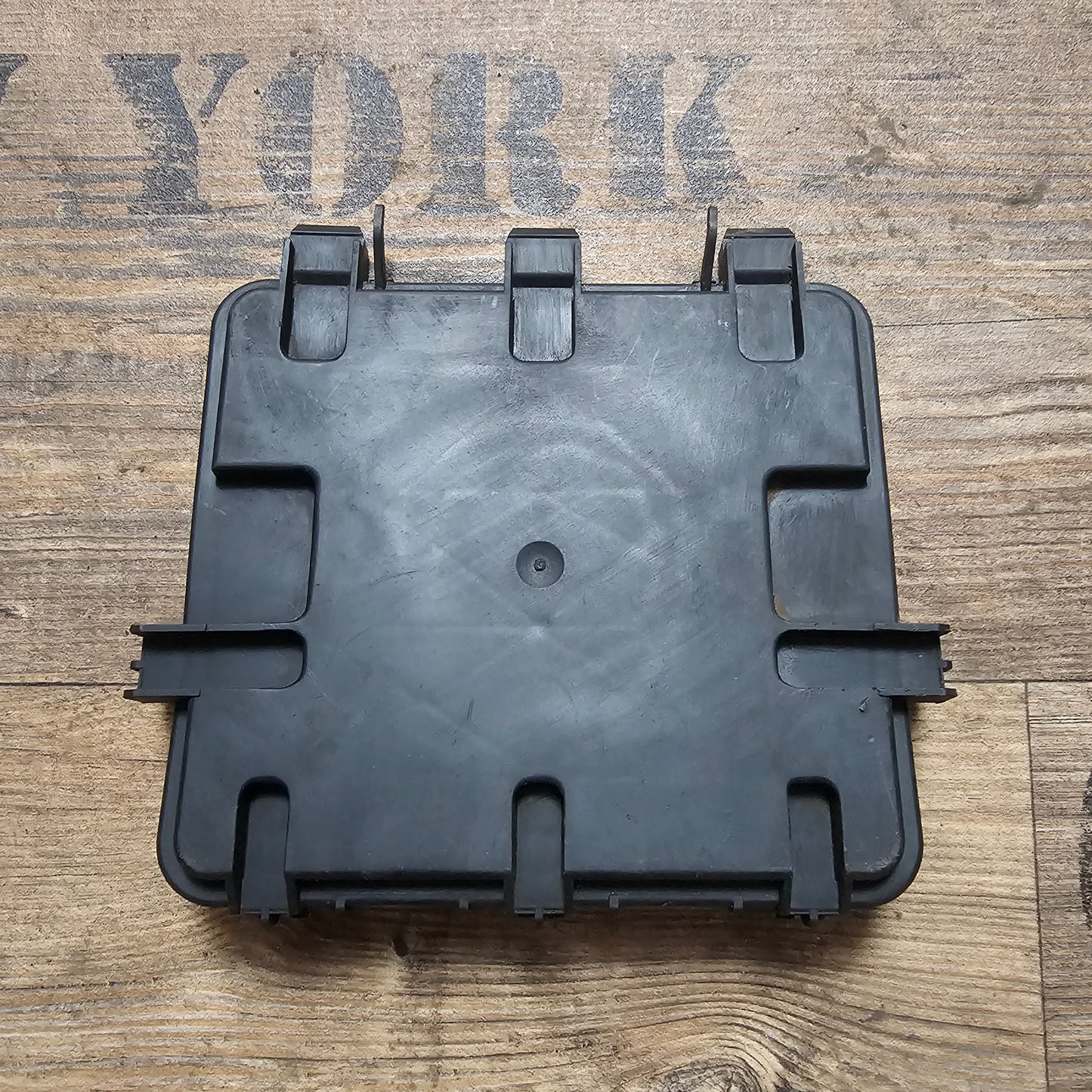 Original Abdeckung Sicherungskasten Motorraum 1J0 941 365 B – VW Golf 4, Bora, Audi TT 8N