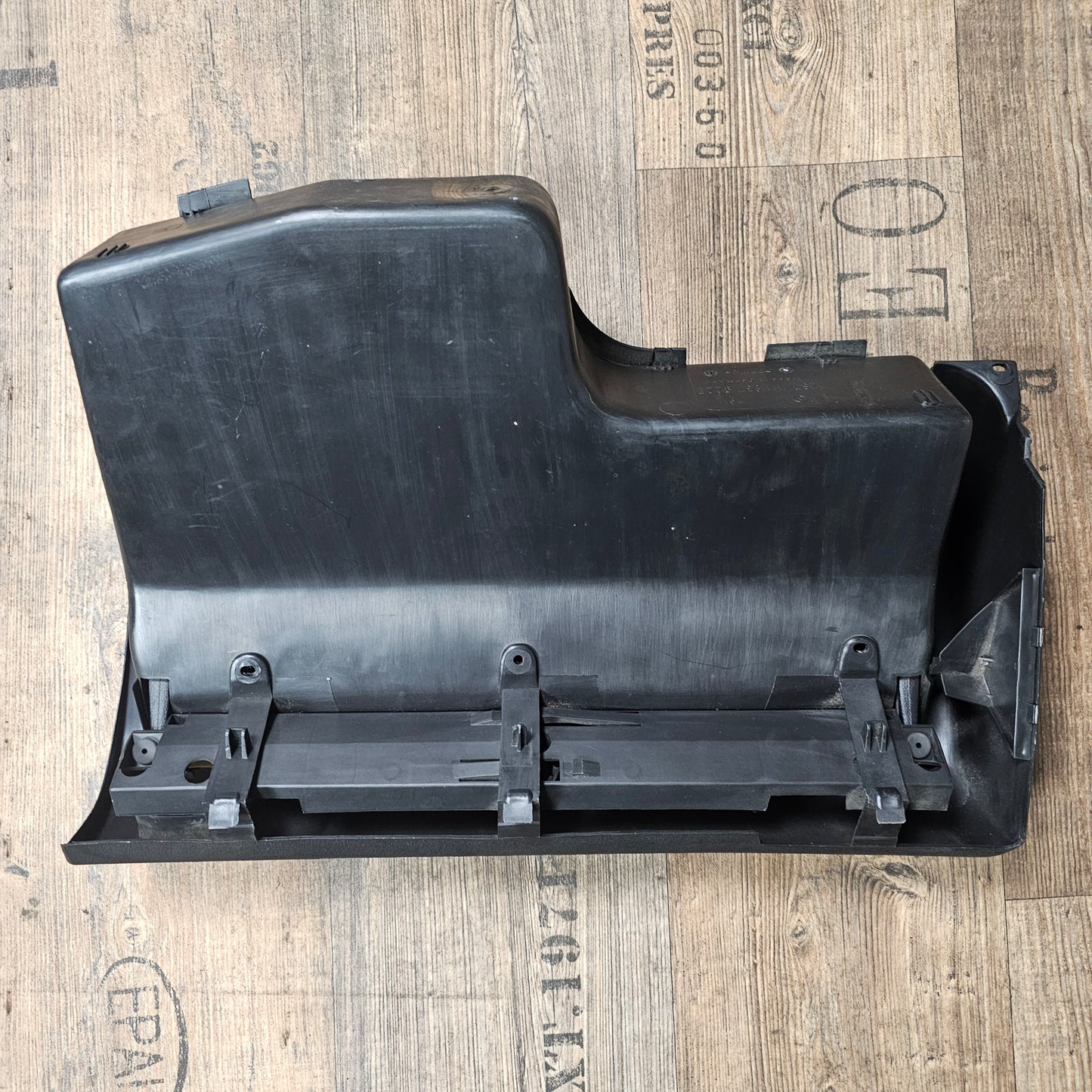 Handschuhfach schwarz VW Golf 3 / Vento / Cabrio – 1H1857922B – gebraucht