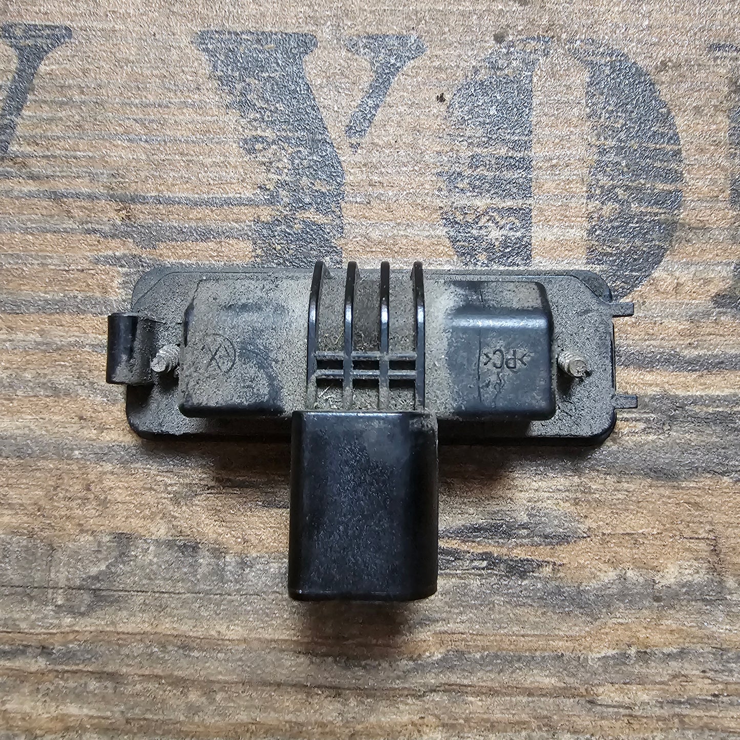 Original VW Kennzeichenleuchte 1J6 943 021 B – Kennzeichenbeleuchtung für Bora, Golf 4, Lupo, Polo