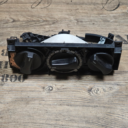Bedienteil Heizung – VW Passat 35i/B3 – 357819045 – gebraucht