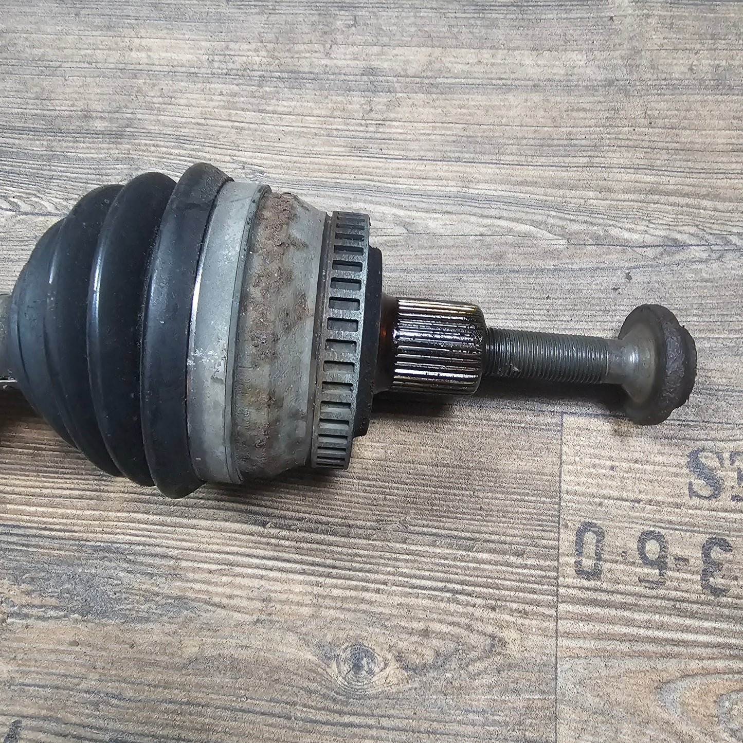 Antriebswelle vorne links Audi 80 B4 Limousine / Avant 8E0 407 271 AG - gebraucht